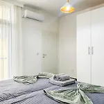 2 Bedroom 1249